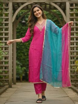 FASHOR - Women Pink Embroidered Zari Kurta with Pant and Dupatta