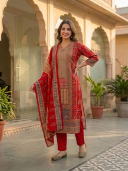 FASHOR - Women Red Floral Printed Kurta with Pant and Dupatta
