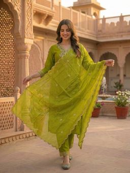 FASHOR - Women Green Embroidered Sequined Work Kurta with Pant and Dupatta