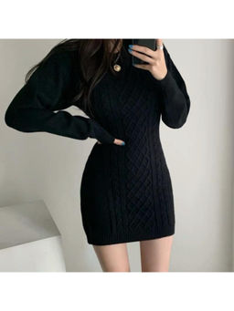 MISS MOSA BY AKANKSHA - Daisy Statement Winter Mini Dress