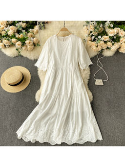 MISS MOSA BY AKANKSHA - Manny White Eyelet Midi Dress