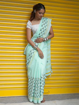 Teejh - Chai Pee Lo Friends Mulmul Cotton Saree with Unstitched Blouse