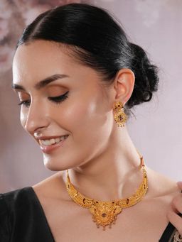 Gahan - Jazz And Sizzle 22K Gold Plated Circular Design Necklace Set with Matching Earrings