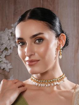 Gahan - Jazz And Sizzle Gold-Plated Circular Kundan Studded & Beaded Jewellery Set