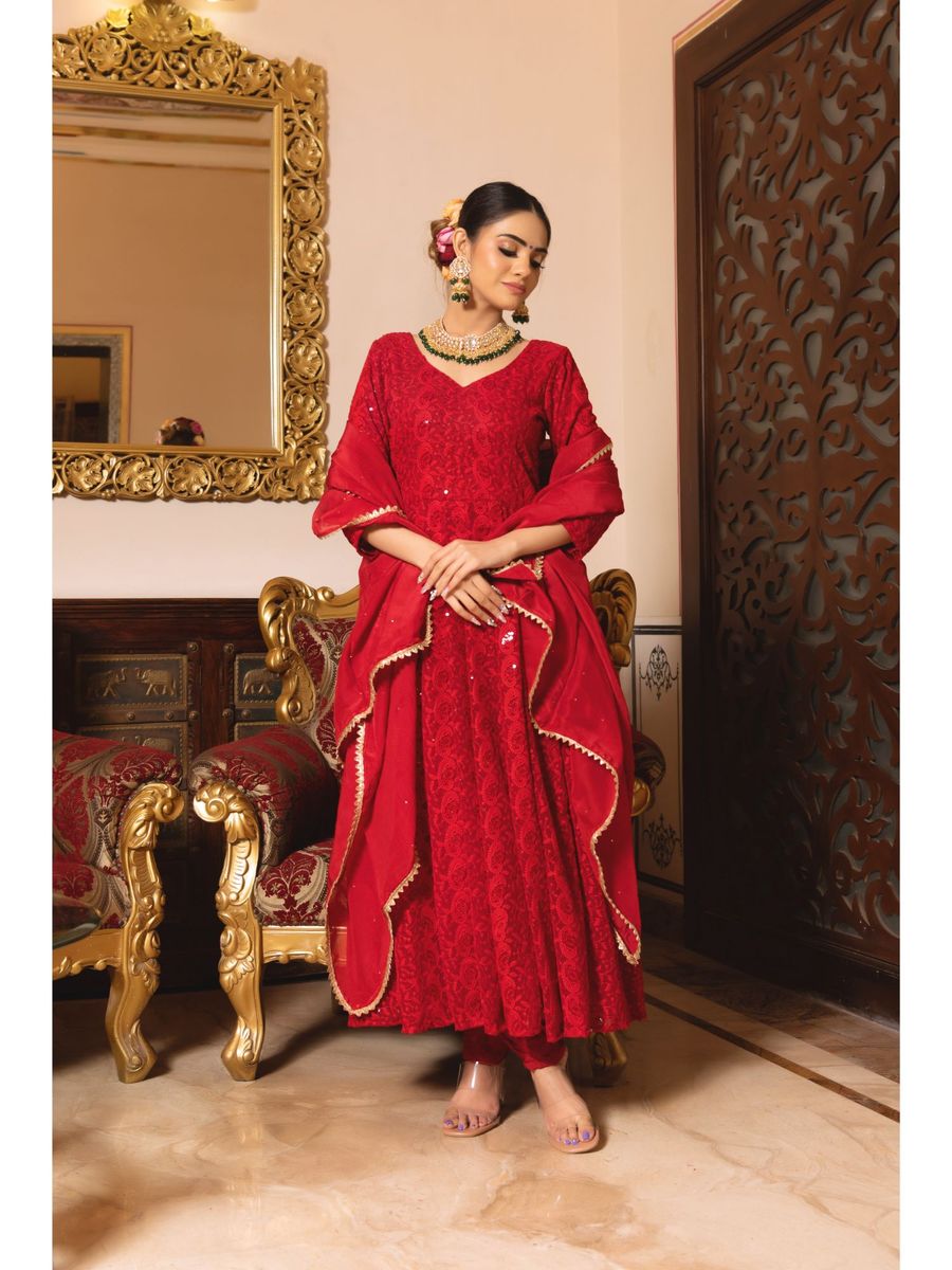 Red anarkali