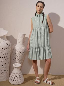 VISHUDH - Women Green Printed Knee Length Dress