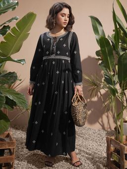 VISHUDH - Women Black Printed Maxi Dress