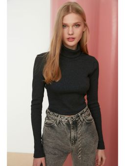 Trendyol - Anthracite Semi-fit Solid-plain Round Neck Top
