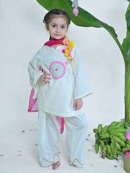 ARTH LIFE - Cute Muskan White Farshi Salwar Set