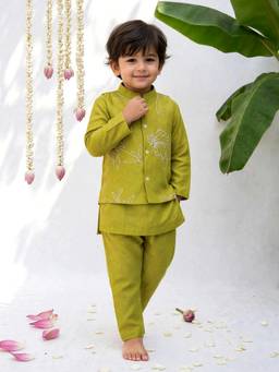 ARTH LIFE - Embroidered Kurta With Jacket And Pant