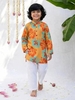 ARTH LIFE - Orange Hibiscus Floral Kurta With Pyjama