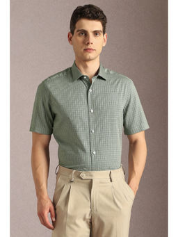 Louis Philippe - Men Green Checks Half Sleeves Formal Shirt