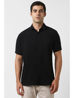 Van Heusen - Men Black Solid Half Sleeves Shirt