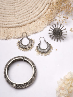 Teejh - by Joker and Witch Padnui Silver Oxidised Jewelry Gift Set