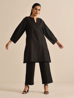 trueBrowns - Black Slub Relaxed Placket Co-Ord (Set of 2)