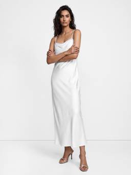 Cover Story - Fernand Solid White Dress