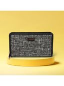 Black color option, Sold out, Currently selected