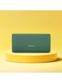 Green color option, Sold out, Currently selected