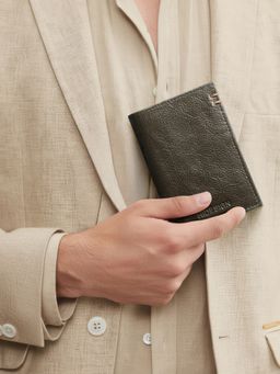Hidesign - Bonaparte W1 Genuine Leather Men's Tri Fold Olive Wallet (S)