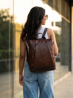 VISMIINTREND - Vegan Leather Brown Backpack (M)