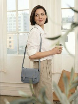 Toteteca - Chic Grey Sling Bag
