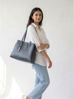 Toteteca - Multi Compartment Blue Shoulder Bag
