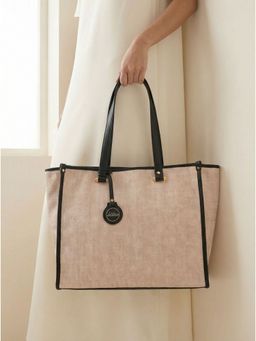 Toteteca - Chic Urban Pink Shoulder Bag