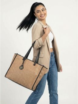 Toteteca - Chic Urban Brown Shoulder Bag
