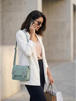 Toteteca - Urban Green Sling Bag