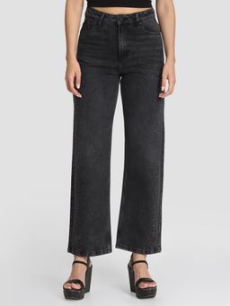 Bene Kleed - Womens Straight Fit Mid-Rise Light Fade Embellished Stud Jeans