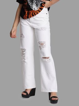 Bene Kleed - Womens White Mildly Distressed Relax Fit Jeans