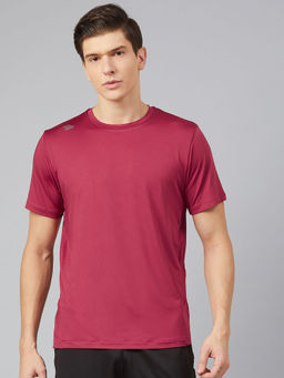Dida - Men Maroon Solid T-Shirt