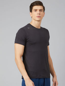 Dida - Men Grey Solid T-Shirt