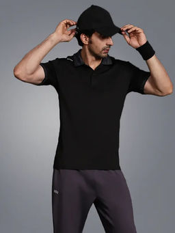 Dida - Men Black Solid Polo T-Shirt