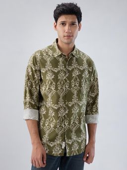 Spykar - Green Floral Print Regular Fit Shirt