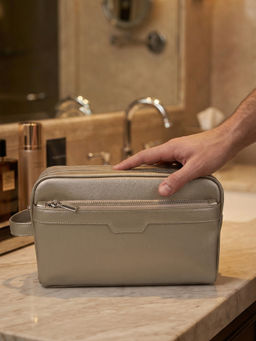 The House Of Ganges - Metallic The Vegan Leather Travel Toiletry Pouch