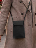 Black color option, Sold out, Currently selected