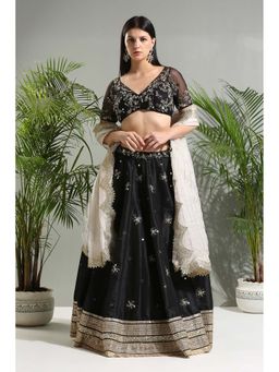 PRITI SAHNI DESIGNS - Black Embroidered Lehenga with Blouse and Dupatta (Set of 3)