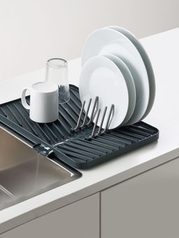 Joseph Joseph - Flip-up Adjustable draining board