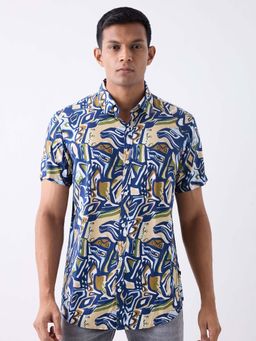 Spykar - Men Blue Half Sleeves Slim Fit Shirt