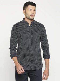 Spykar - Men Navy Blue Cotton Slim Fit Striped Shirt