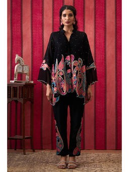 Soup by Sougat Paul - Qala Black Paisley Kurta with Pant (Set of 2)