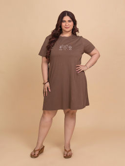 TITTLI - Brown Solid Pure Cotton Relaxed Nightdress