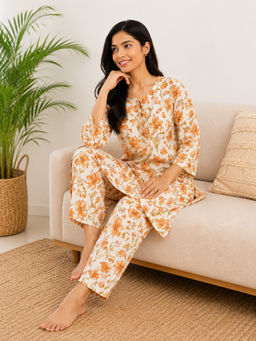 JHAPKI - Off White Floral Polycotton Relaxed Kurta and Pant