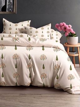the White Moss - Cream & Olive Pure Cotton 220Tc Bedsheet With 2 Pillow Covers (Queen)