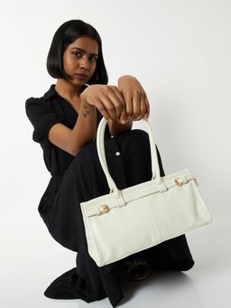 max - Women Solid Shoulder Handbag - Off White