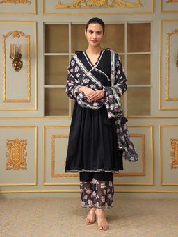 POMCHA - Saadgi Pink Lotus Black Straight Kurta with Pant and Dupatta (Set of 3)