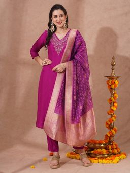 FASHOR - Purple Ethnic Hand Embroidered Straight Fit Kurta with Pant and Dupatta (Set of 3)