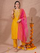 Yellow color option, Sold out, Currently selected