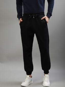 GANT - Men Black Solid Regular Fit Joggers